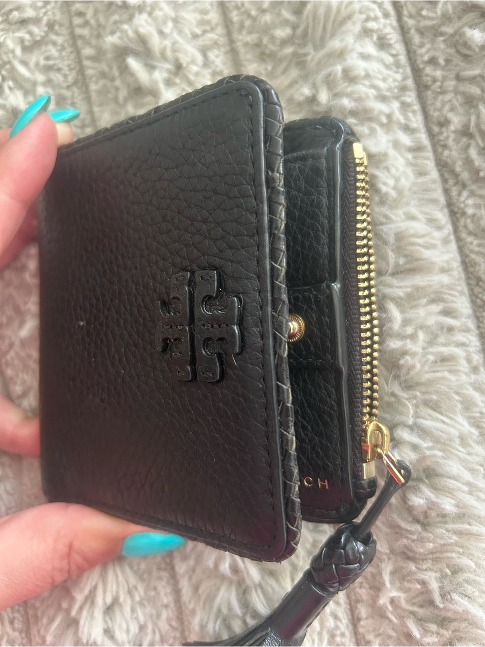 Tory Burch Black Pebbled Leather Bifold Wallet Tassel Gold Hardware - Picture 6 of 6